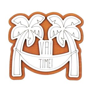 ΞΥΛΙΝΟ ΤΟΥΡΙΣΤΙΚΟ ΜΑΓΝΗΤΑΚΙ ΛΕΥΚΟ-ΚΑΦΕ MDF “VAI TIME” ( 8×7 cm)